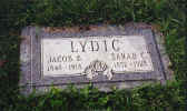 jacandsarah.jpg (156561 bytes)